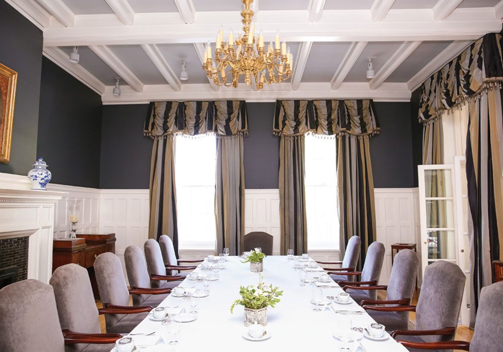 Bright dining room ready for guests