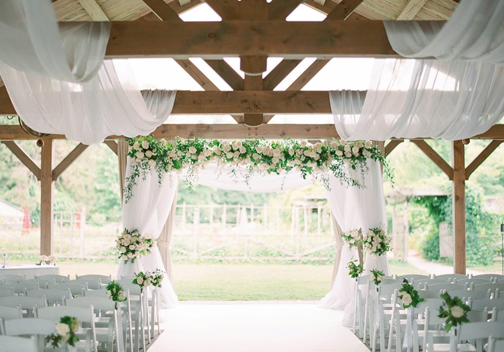 White-Themed Summer House Outdoor Ceremony